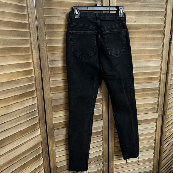 We The Free Skinny Button fly Raw Hem Jeans Black Size 26 - Picture 6 of 13